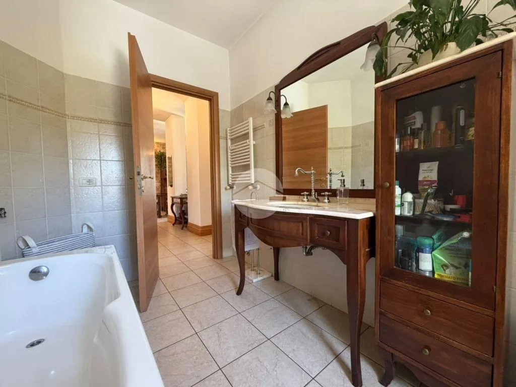 Vannitoad - Rustic Apartment with Balcony in Nerola