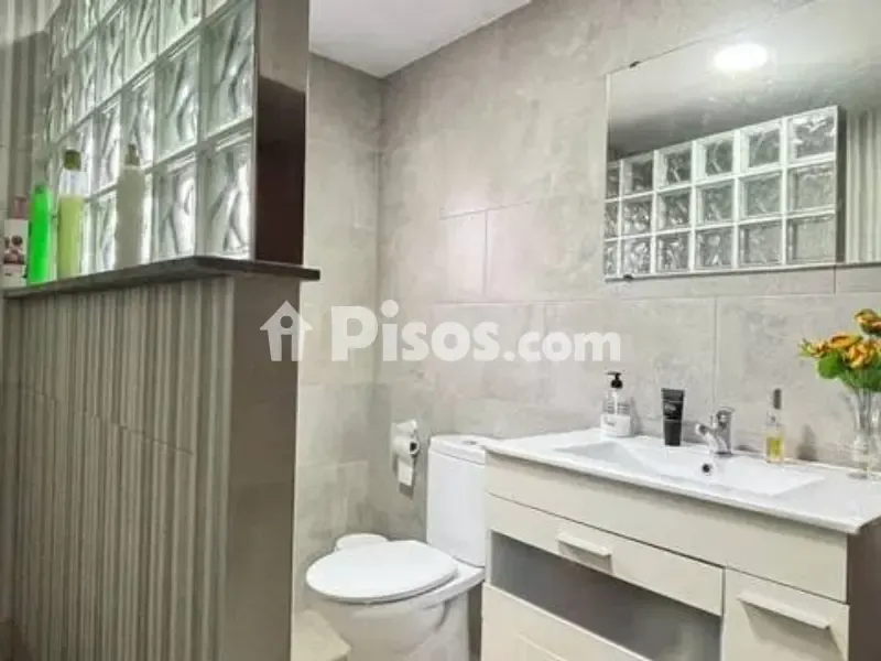 Salles de bain - Semi-detached House with Terrace in Loja