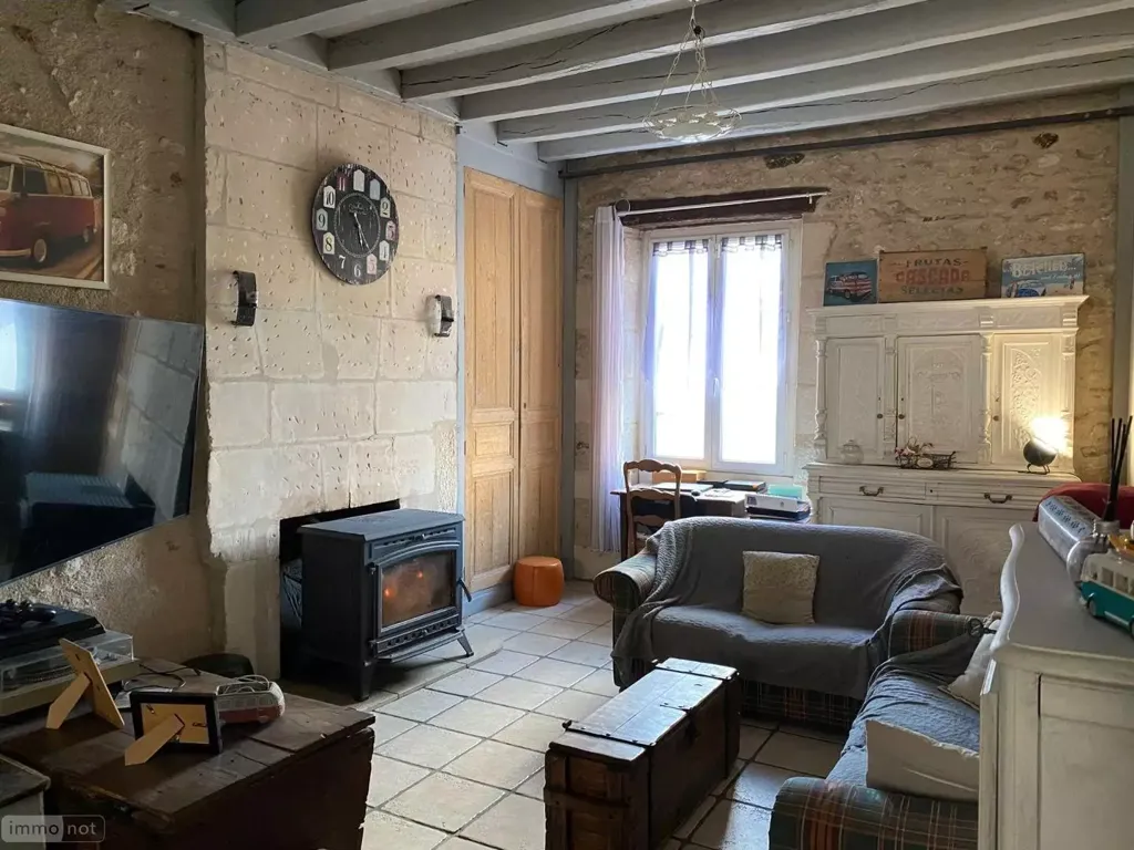 Elutuba - Town House with Canal View in Indre