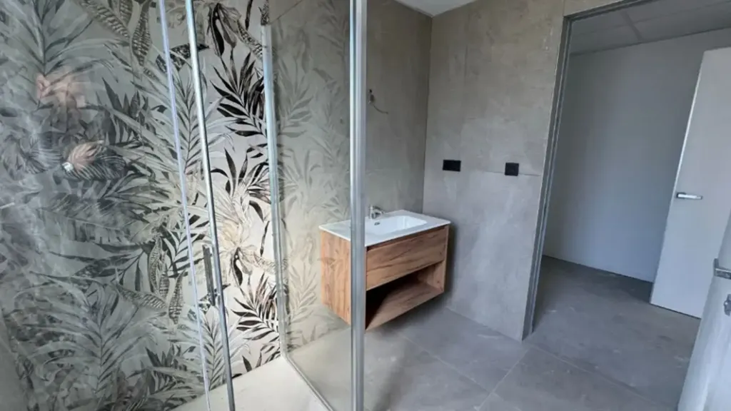 Bathrooms - Modern Bungalow with Balcony in Paratico