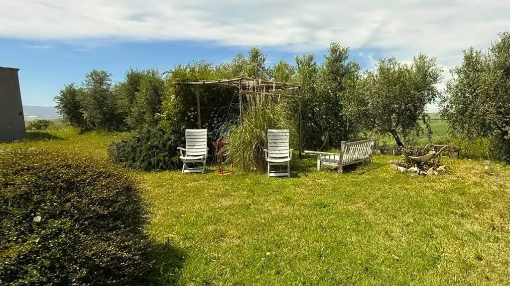 Aed - Rustic Property with Panoramic Views in Santa Luce