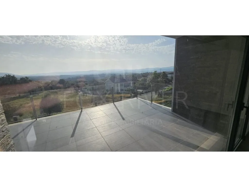 Terrass - Contemporary Luxury House in Valença