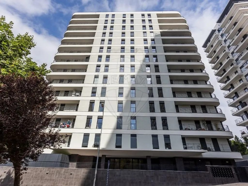 Välivaade - New 4-Bedroom Flat with River Views in Miraflores