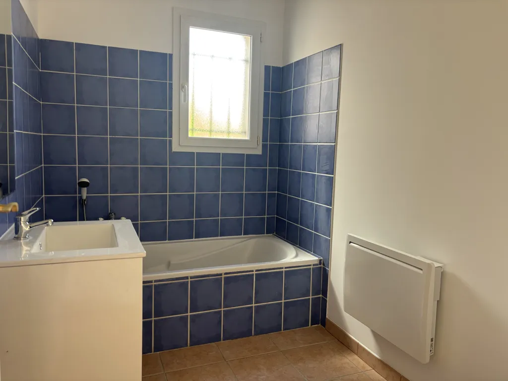 Vannitoad - Traditional House with Garage in Lorgues