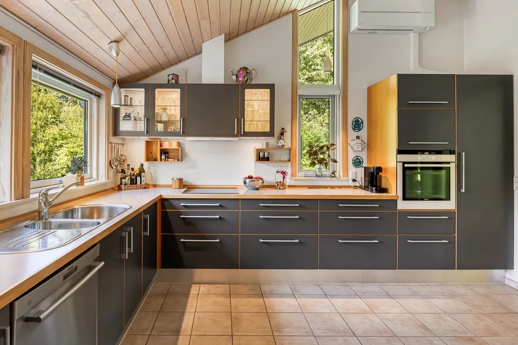 Cuisine - Modern Vacation Home with Garden in Rågeleje