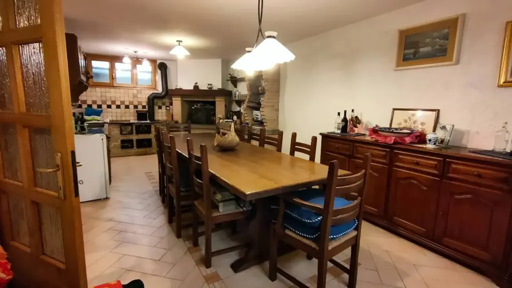 Söögituba - Villa with Private Garden in Udine