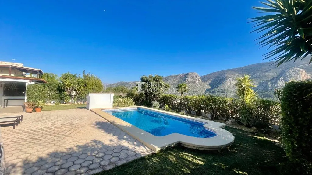 Bassein - Modern Villa with Panoramic Views in Pedreguer