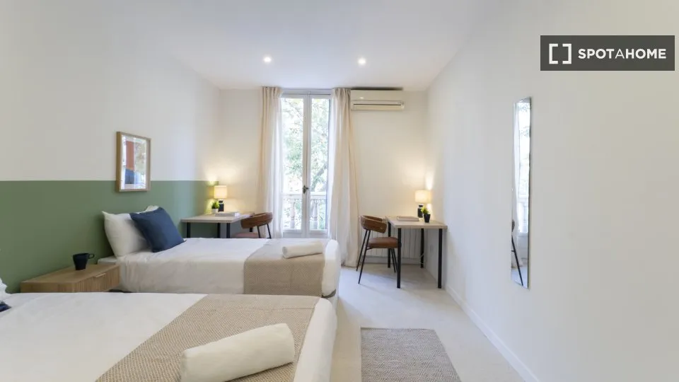 Chambres - Shared Room with Kitchen in Arapiles, Madrid