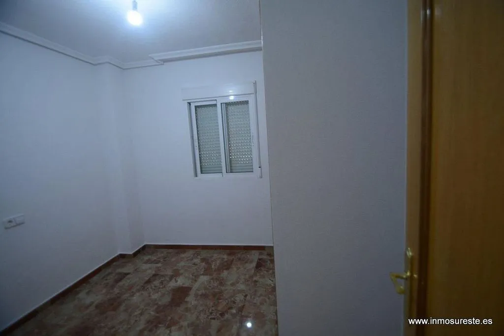 Pièces - Contemporary Flat with Private Patio in Orihuela