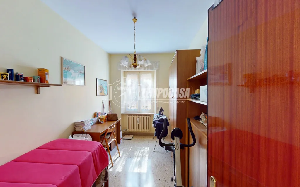 Studio - Piano Terra Apartment with Box in Loreto