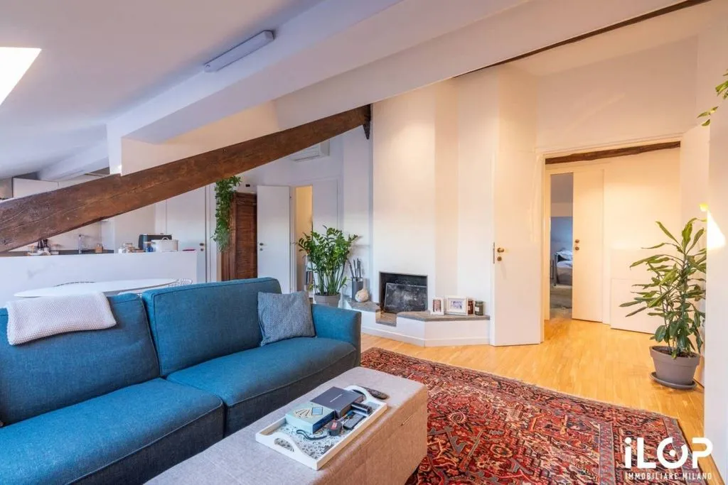 Elutuba - Luxury Flat with Double Exposure in Milan