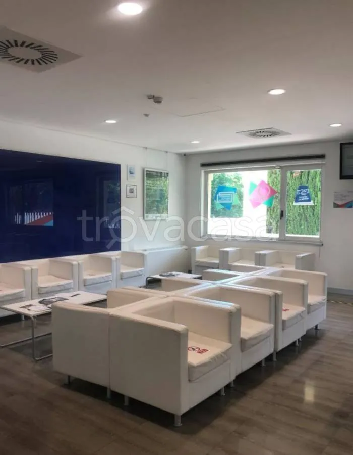 Toad - Office Building with Parking in Perugia