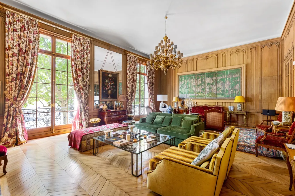 Living Room - Pied-à-Terre with View in Paris 16th