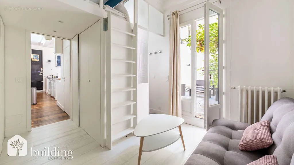 Séjour - Appartement 3 Pièces avec Terrasse au 17e à Paris