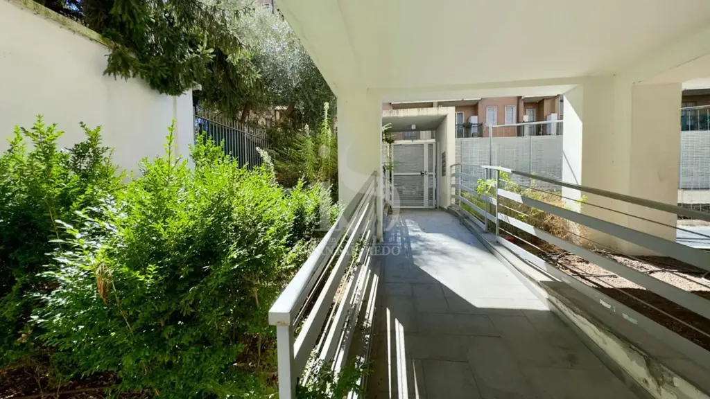 Entrée - Modern Trilocale with Terrace in Milan