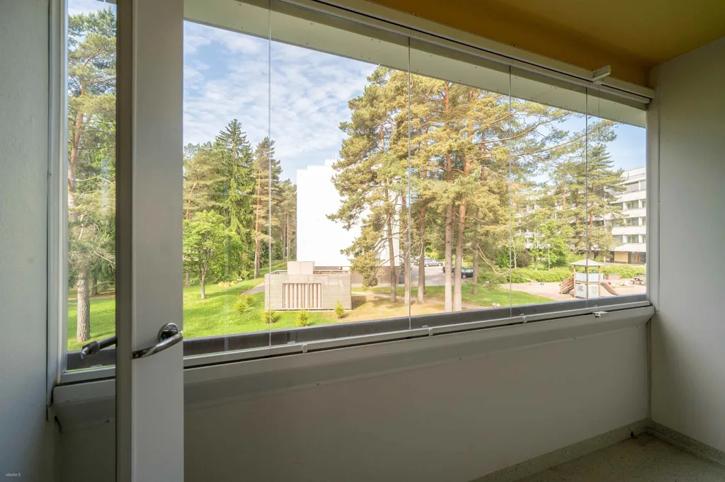 Balcon - Apartment with Balcony in Helsinki