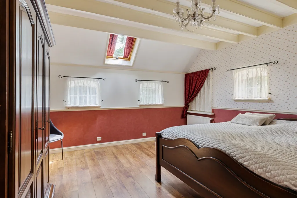 Chambres - Characterful Farmhouse with Development Potential in Balloo