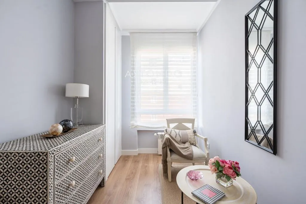 Entrée - Renovated Flat with Natural Light in Chamartín