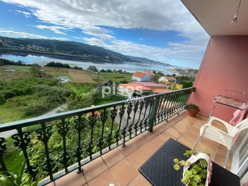 Balcon - Rustic House with River View in Poio