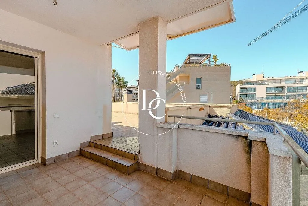 Balcon - Top-Floor Apartment with Pool in Can Pei