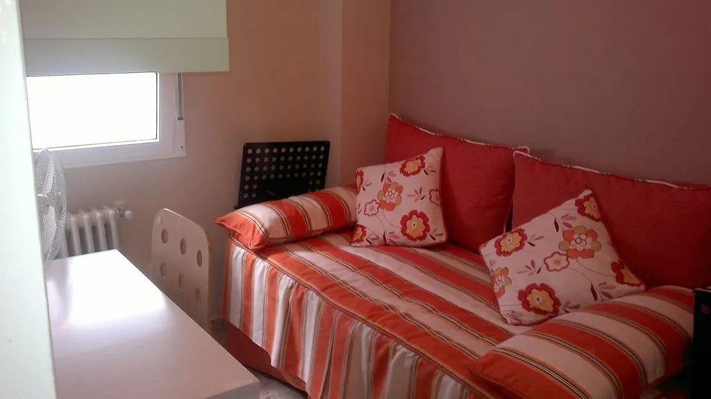 Chambres - Furnished Flat near University in Zaragoza