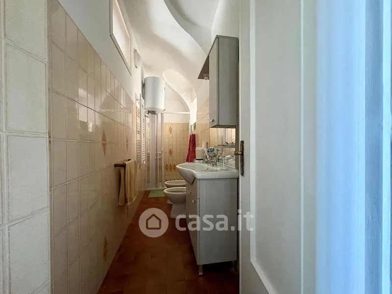 Vannitoad - Semi-detached Villa with Terrace in Masserano