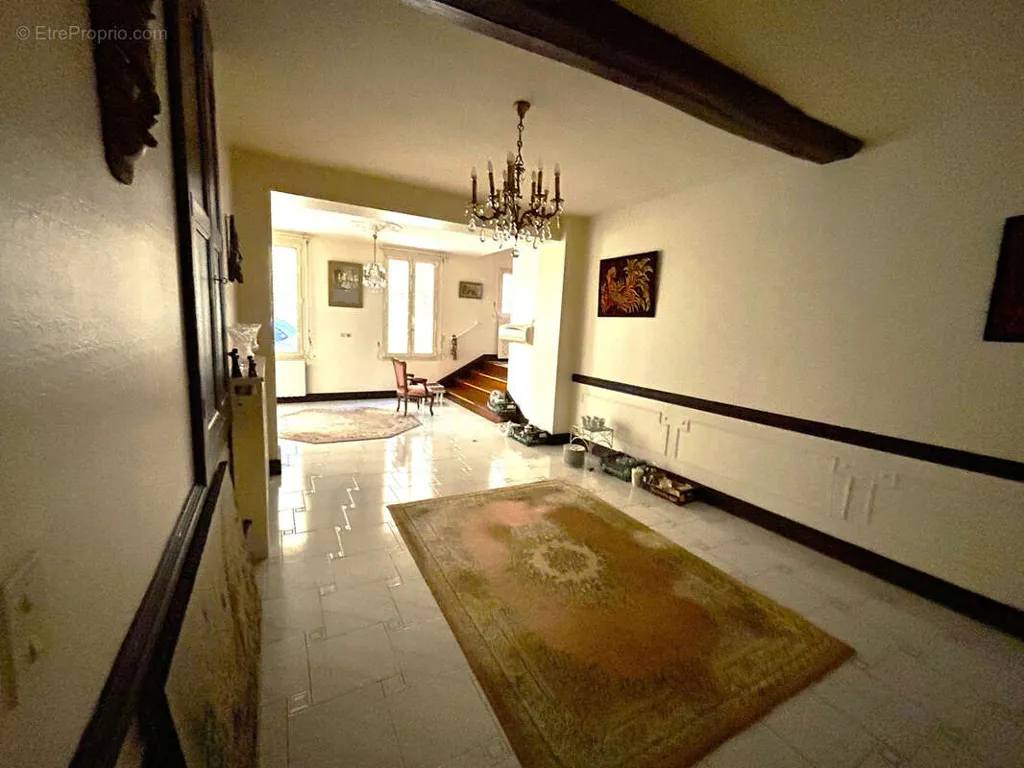 Maison 10 pièces à Agen