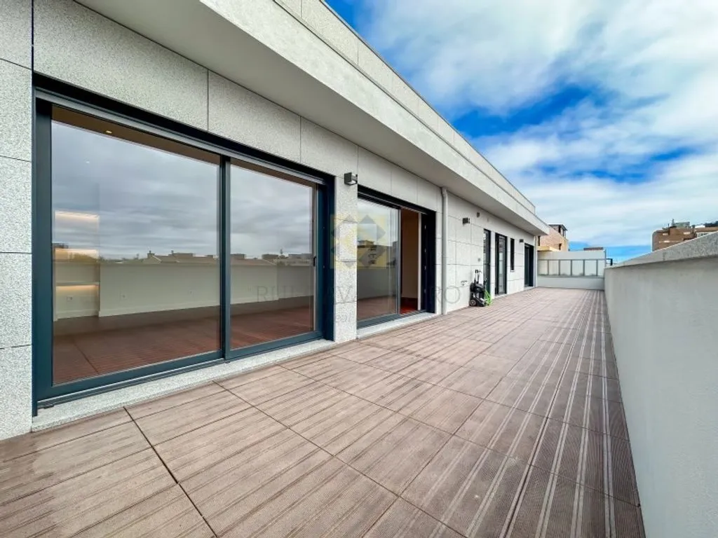 Terrass - Luxury Penthouse with Sea View in Matosinhos