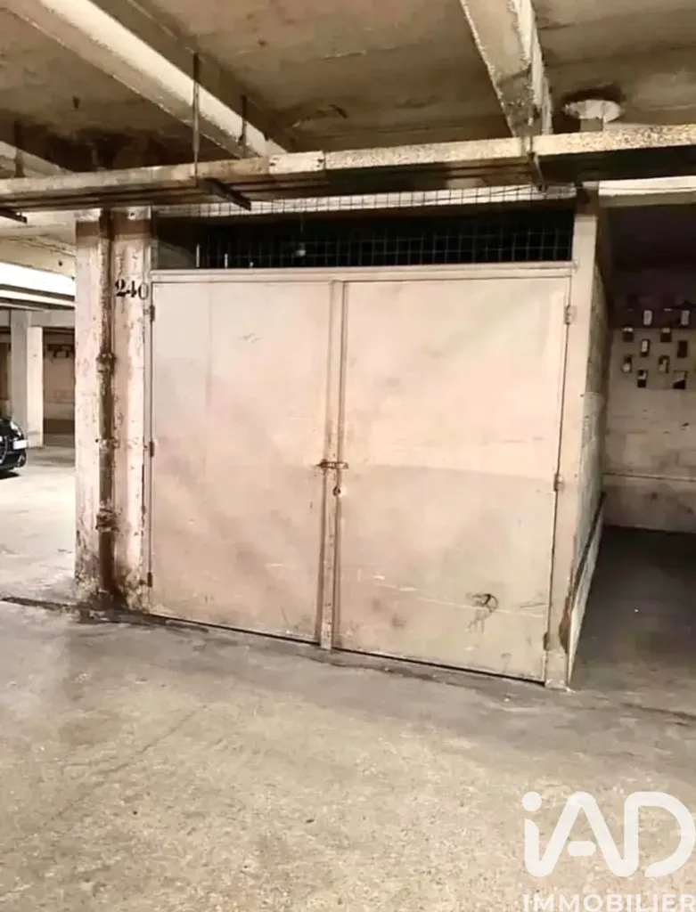 Garage - Box Sécurisé avec Digicode à Paris 16ème
