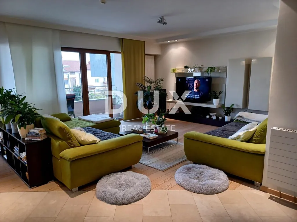 Séjour - Two-Storey Apartment with Terrace in Pula