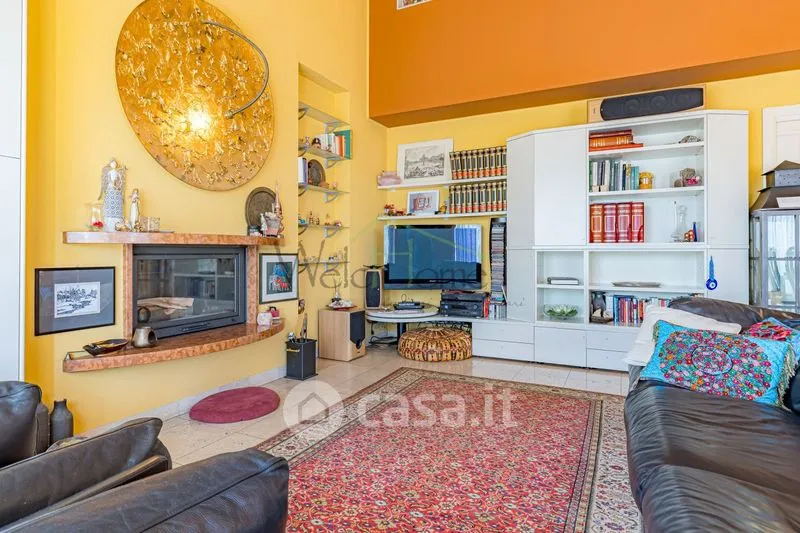 Elutuba - Contemporary Villa with Lake View in Alserio