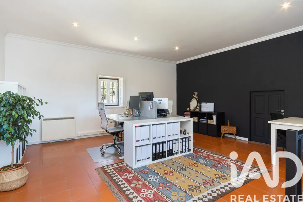Bureau - Renovated Villa with Pool in Minho