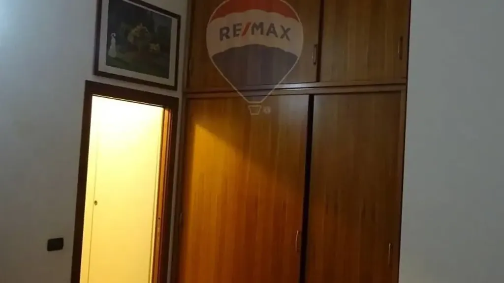 hallway_entrance