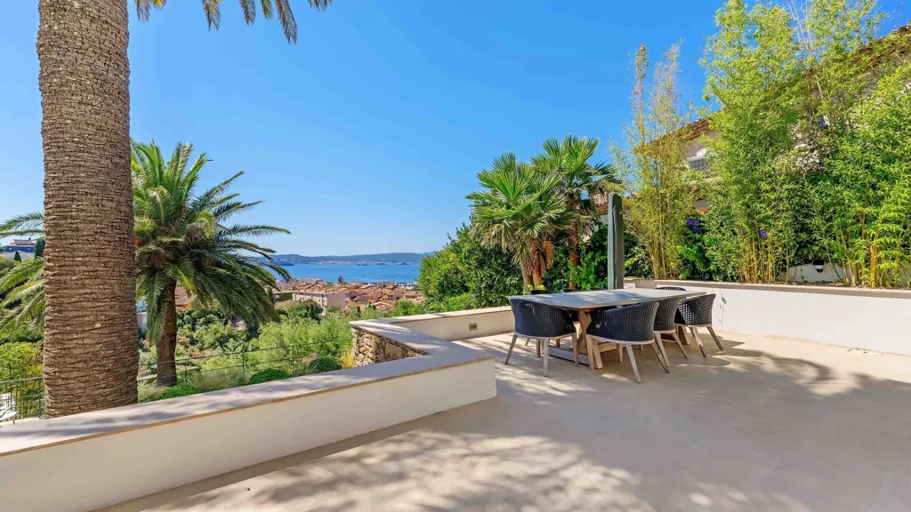 Terrass - Luxury Villa with Pool in Sainte-Maxime