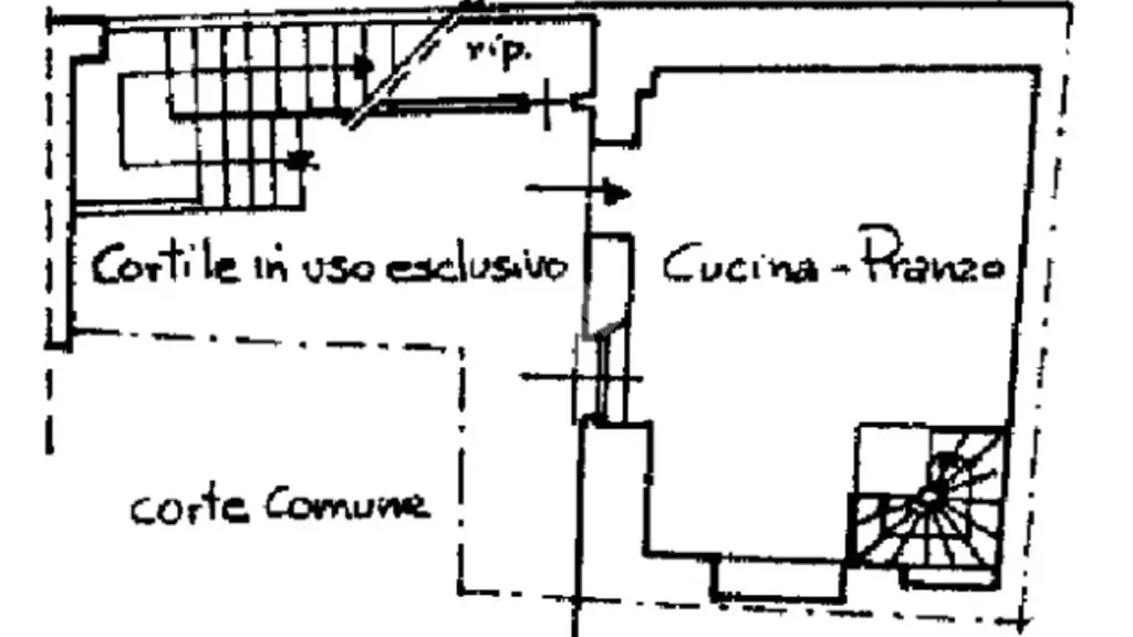 Independent House with Balcony in Bulciago