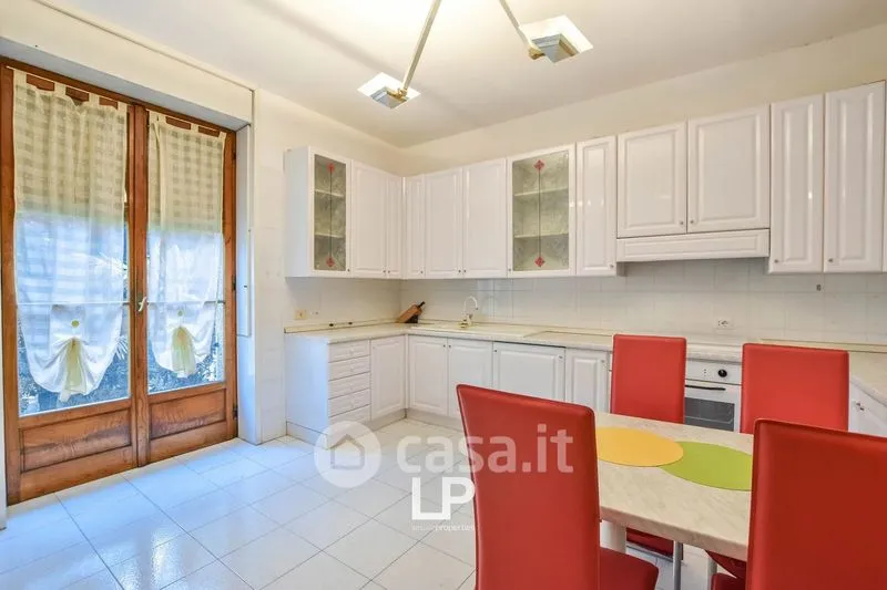 Cuisine - Villa with Lake View and Marina in Stresa