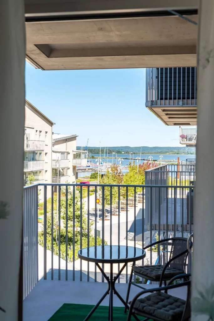Balcon - Modern Flat with Balcony in Lindö Strand
