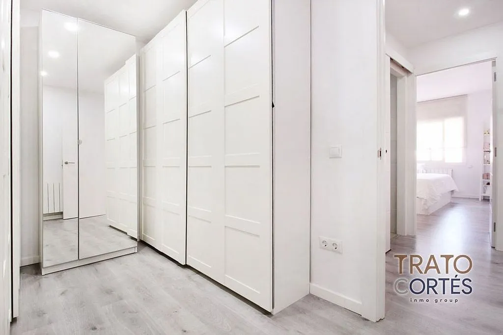 Pièces - Apartment with Balcony in Gavà Centre