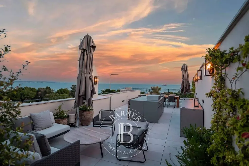 Terrass - Restored 18th-Century Villa with Sea View in Palma