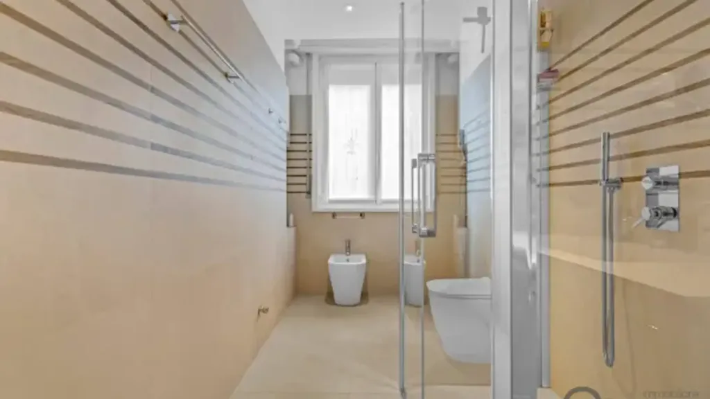 Vannitoad - 3-Bedroom Apartment with Balcony in Milan