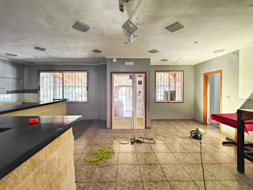 Cuisine - Restaurant with Apartments in Torrevieja