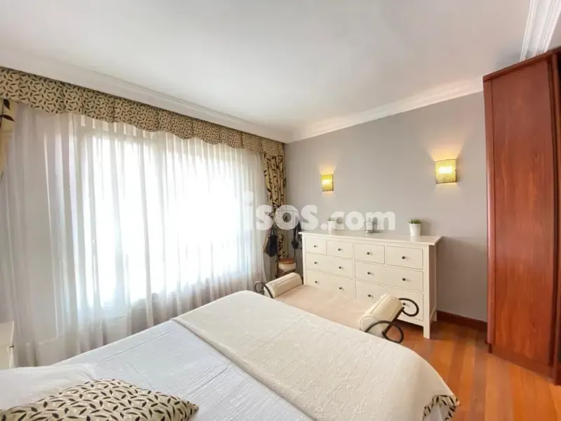 Chambres - Apartment with Balcony in Algorta Centre