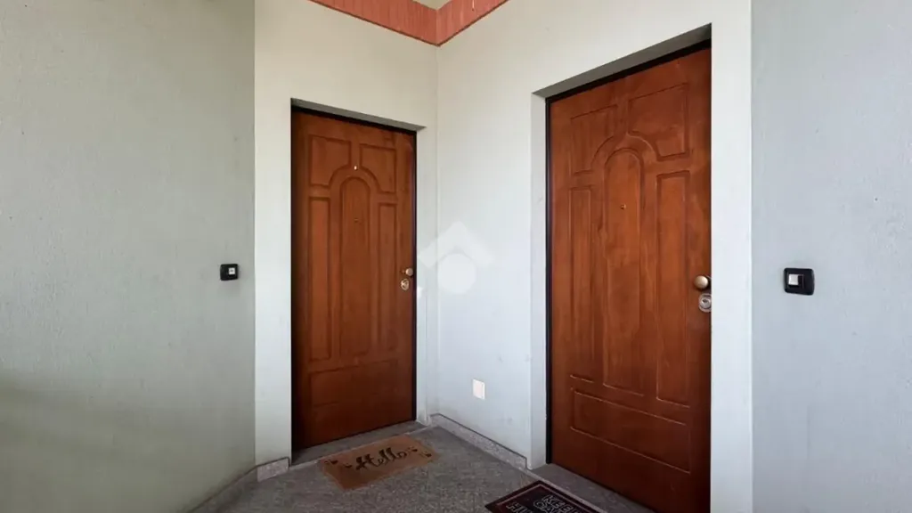 Esik - 5-Bedroom Apartment with Terrace in Rivalta di Torino