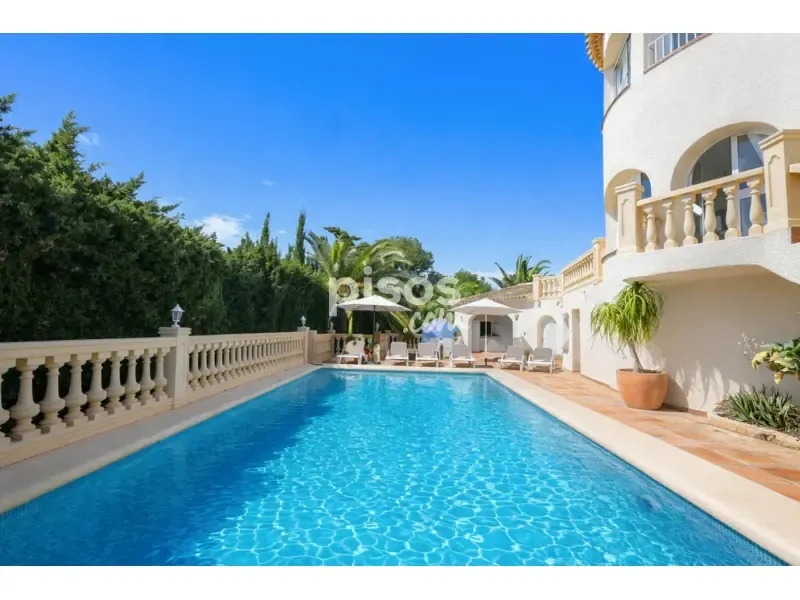 Piscine - Classical Villa with Sea View in Jávea