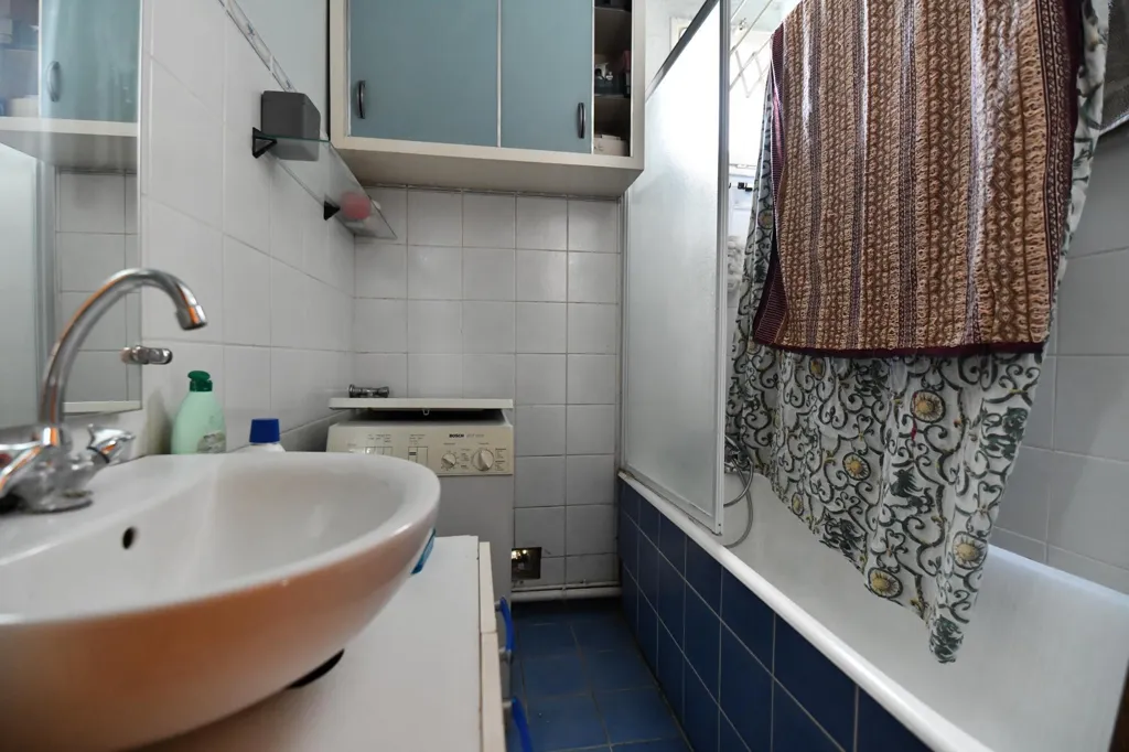 Vannitoad - Spacious F7 Flat with Private Pool in Central Location
