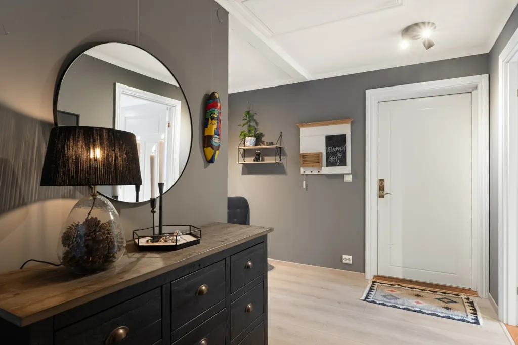 Esik - 3-Bed Flat with Garden in Kodal