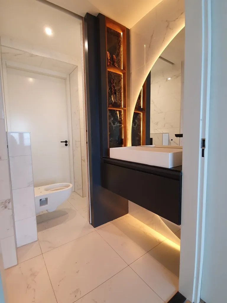 Bagni - Luxury Apartment in The CoolTower, Rotterdam