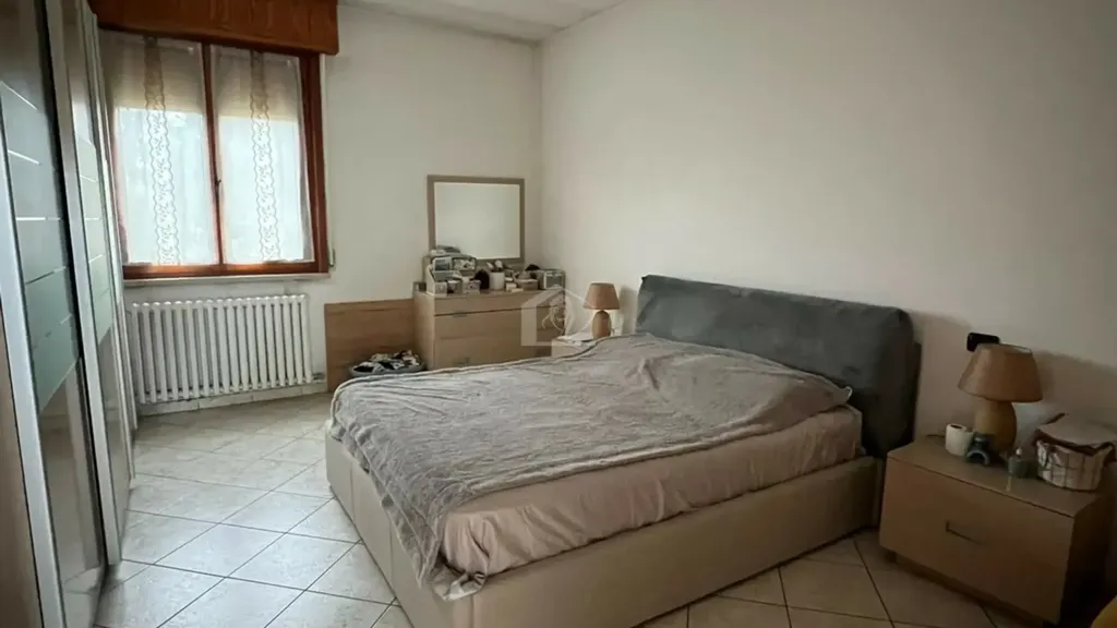Magamistoad - Semi-Detached House with Garden in Suzzara