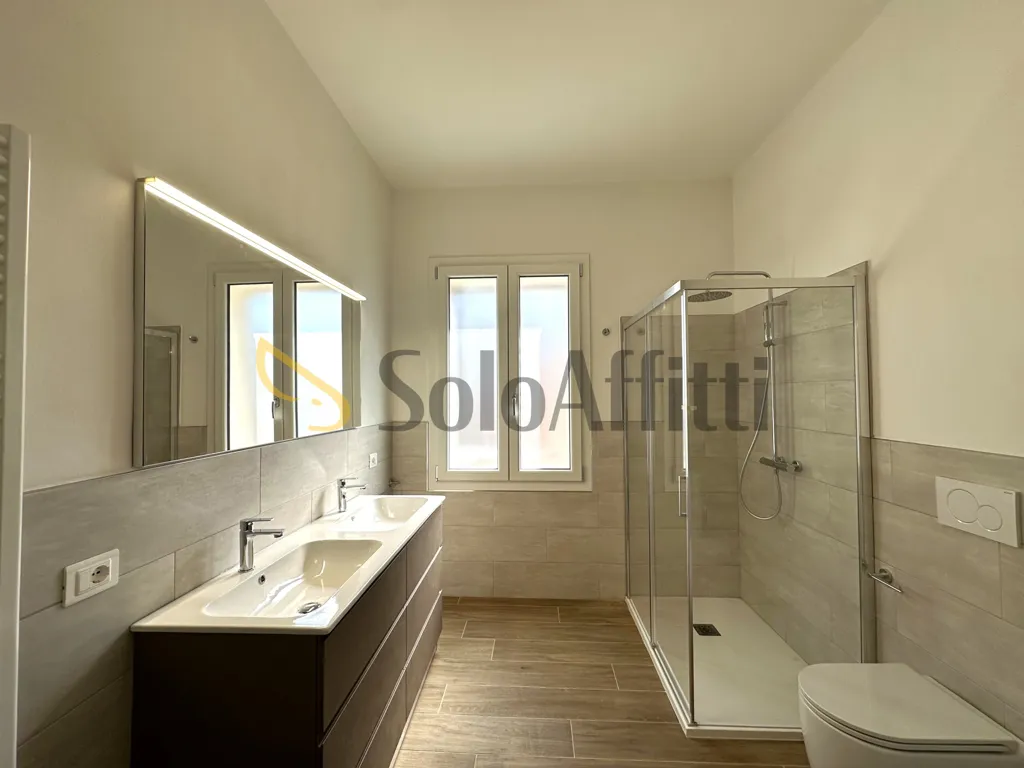 Bathrooms - Ristrutturato Appartamento with Balcony in Forli'