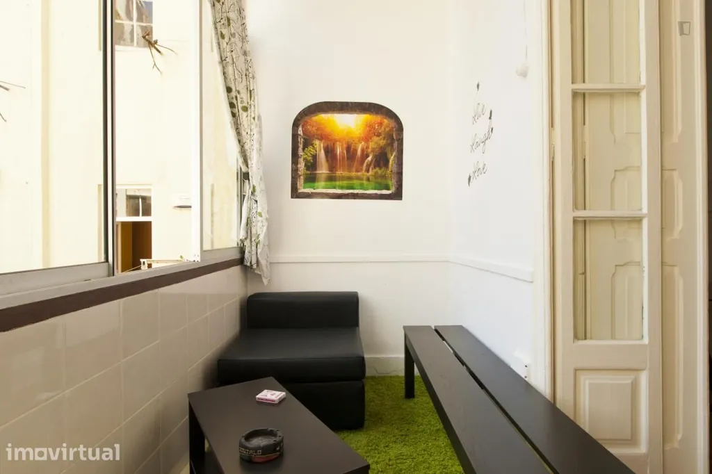 Balcony - Private Room in Arroios, Lisbon